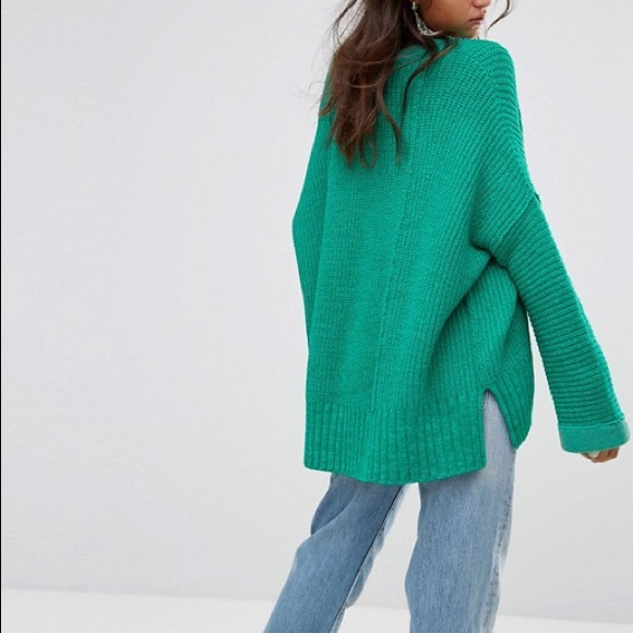 ❌SOLD❌ Free People Take Me Over V-Neck Sweater - Picture 3 of 5